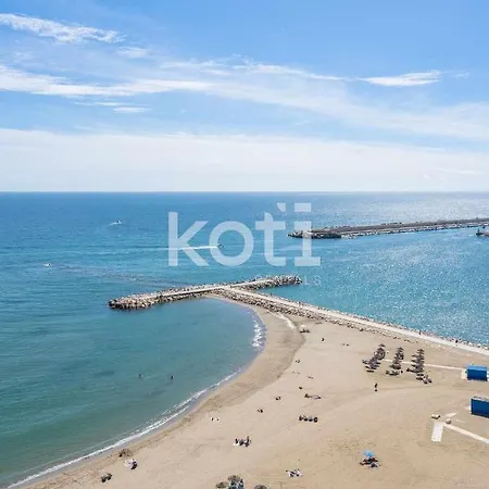 Koti Stella Views * Málaga